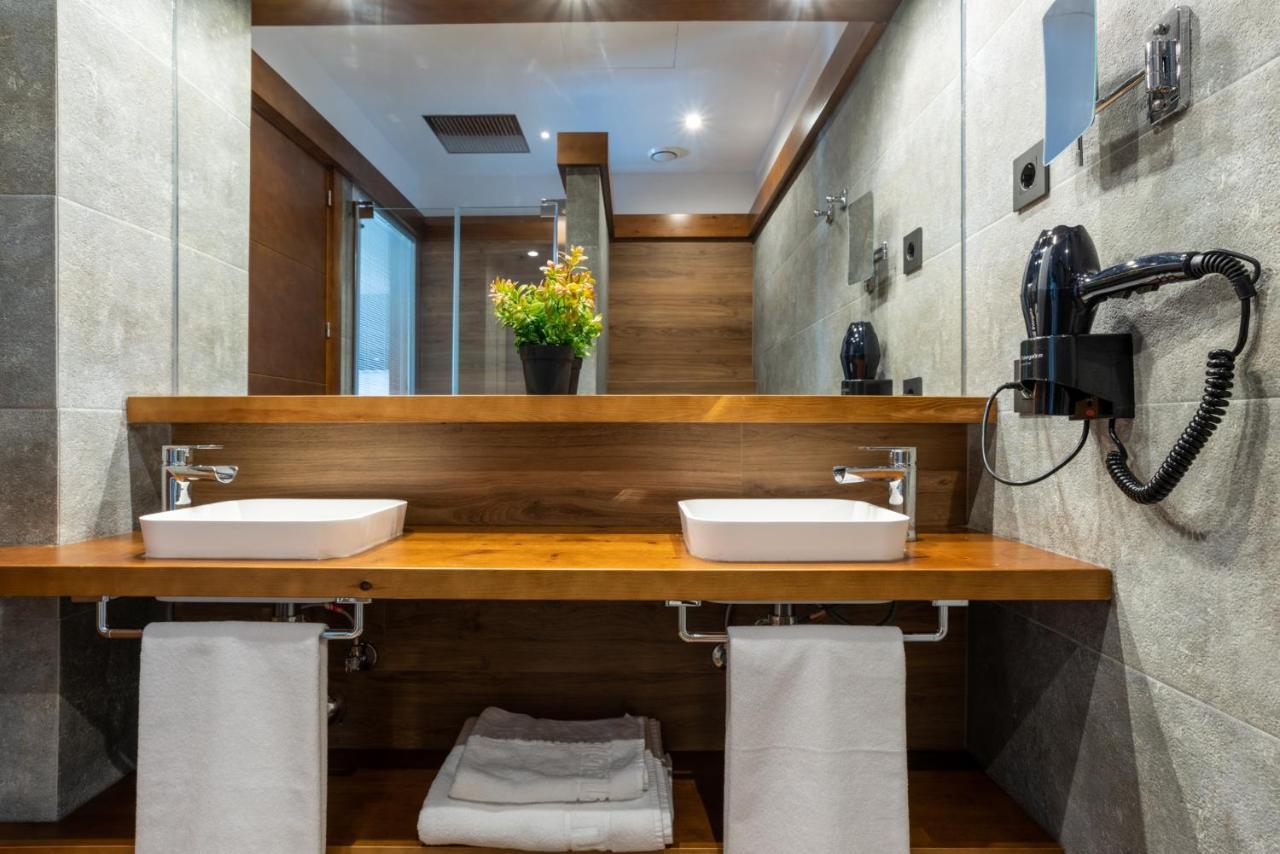 Hotel Antantie Кониль-де-ла-Фронтера Экстерьер фото